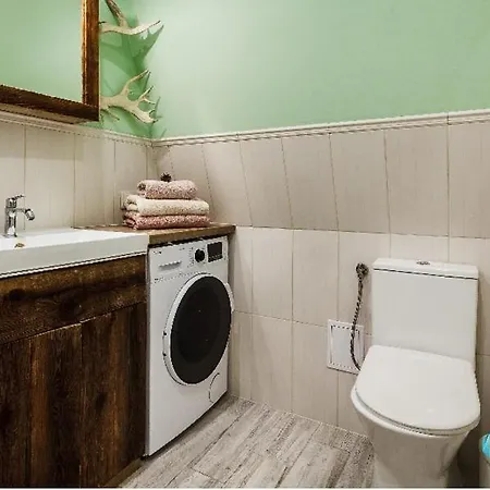 Apartamento Apartament Z Weranda W Dworku Oliwskim *